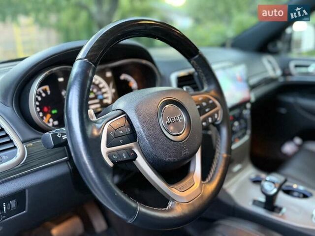 Белый Джип Гранд Чероки, объемом двигателя 3.6 л и пробегом 179 тыс. км за 18300 $, фото 6 на Automoto.ua