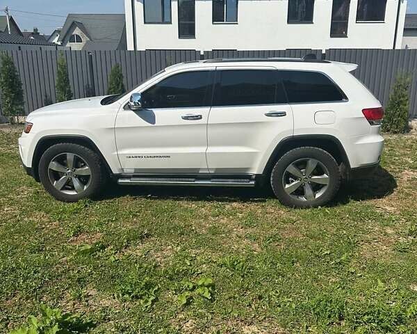 Джип Grand Cherokee 2013 у Житомирі на Automoto.ua Білий Джип Grand Cherokee, об'ємом двигуна 2.99 л та пробігом 232 тис. км за 20000 $, фото 16 на Automoto.ua