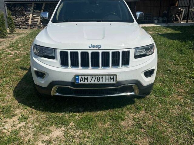 Джип Grand Cherokee 2013 у Житомирі на Automoto.ua Білий Джип Grand Cherokee, об'ємом двигуна 3 л та пробігом 232 тис. км за 20000 $, фото 10 на Automoto.ua