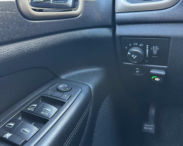 Белый Джип Гранд Чероки, объемом двигателя 3.6 л и пробегом 239 тыс. км за 15700 $, фото 14 на Automoto.ua