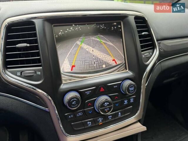 Білий Джип Grand Cherokee, об'ємом двигуна 2.99 л та пробігом 261 тис. км за 18990 $, фото 26 на Automoto.ua