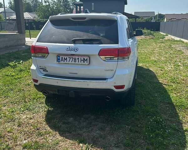 Джип Grand Cherokee 2013 у Житомирі на Automoto.ua Білий Джип Grand Cherokee, об'ємом двигуна 2.99 л та пробігом 232 тис. км за 20000 $, фото 14 на Automoto.ua