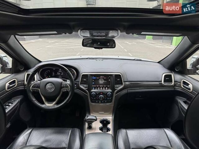 Білий Джип Grand Cherokee, об'ємом двигуна 2.99 л та пробігом 261 тис. км за 18990 $, фото 31 на Automoto.ua