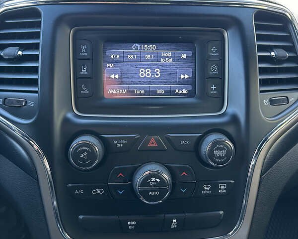 Белый Джип Гранд Чероки, объемом двигателя 3.6 л и пробегом 239 тыс. км за 15700 $, фото 12 на Automoto.ua