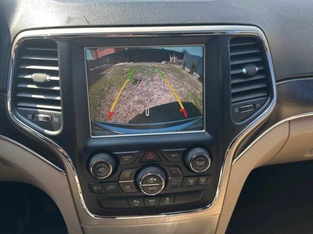Джип Grand Cherokee 2013 у Житомирі на Automoto.ua Білий Джип Grand Cherokee, об'ємом двигуна 3 л та пробігом 232 тис. км за 20000 $, фото 1 на Automoto.ua