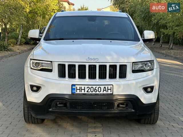 Белый Джип Гранд Чероки, объемом двигателя 2.99 л и пробегом 145 тыс. км за 19700 $, фото 3 на Automoto.ua