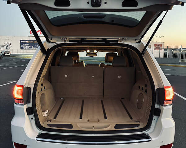 Білий Джип Grand Cherokee, об'ємом двигуна 2.99 л та пробігом 191 тис. км за 21000 $, фото 50 на Automoto.ua