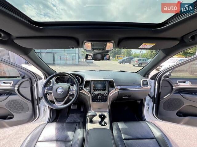 Білий Джип Grand Cherokee, об'ємом двигуна 2.99 л та пробігом 159 тис. км за 17900 $, фото 25 на Automoto.ua