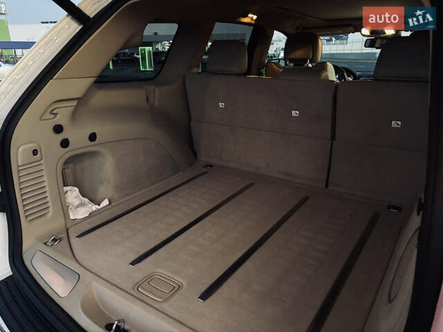 Білий Джип Grand Cherokee, об'ємом двигуна 2.99 л та пробігом 191 тис. км за 21000 $, фото 53 на Automoto.ua