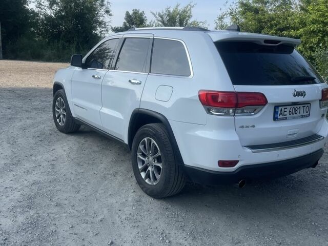 Джип Гранд Чероки 2014 в Днепре (Днепропетровске) на Automoto.ua Белый Джип Гранд Чероки, объемом двигателя 3.6 л и пробегом 164 тыс. км за 21000 $, фото 3 на Automoto.ua