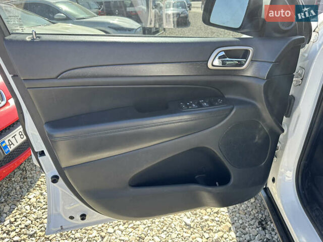 Белый Джип Гранд Чероки, объемом двигателя 3.6 л и пробегом 113 тыс. км за 19999 $, фото 15 на Automoto.ua