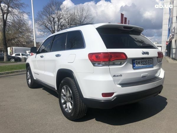 Белый Джип Гранд Чероки, объемом двигателя 3.6 л и пробегом 100 тыс. км за 23900 $, фото 2 на Automoto.ua