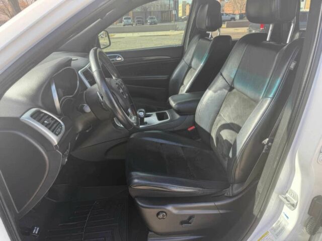 Білий Джип Grand Cherokee, об'ємом двигуна 3.6 л та пробігом 75 тис. км за 16500 $, фото 9 на Automoto.ua