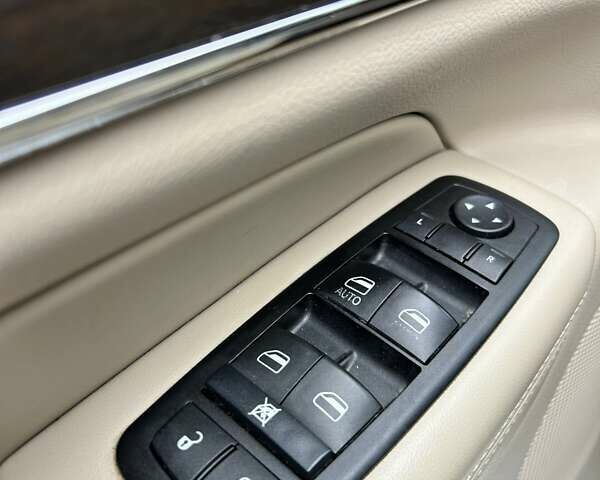 Білий Джип Grand Cherokee, об'ємом двигуна 3.6 л та пробігом 238 тис. км за 17000 $, фото 29 на Automoto.ua