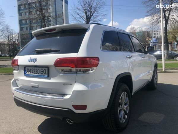 Белый Джип Гранд Чероки, объемом двигателя 3.6 л и пробегом 100 тыс. км за 23900 $, фото 5 на Automoto.ua