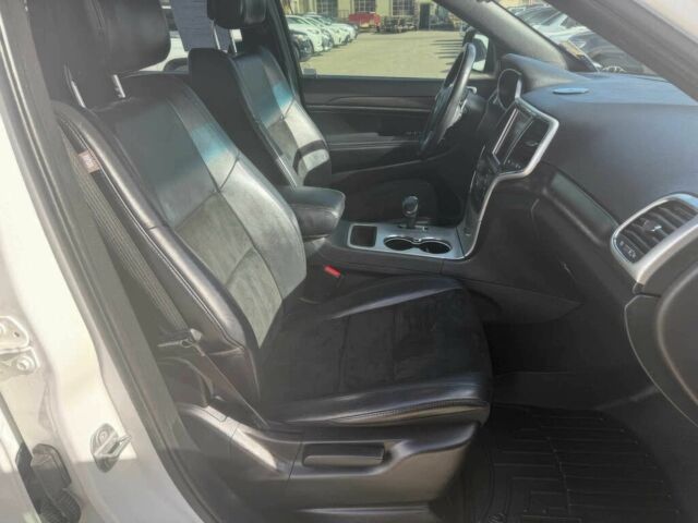 Білий Джип Grand Cherokee, об'ємом двигуна 3.6 л та пробігом 75 тис. км за 16500 $, фото 8 на Automoto.ua