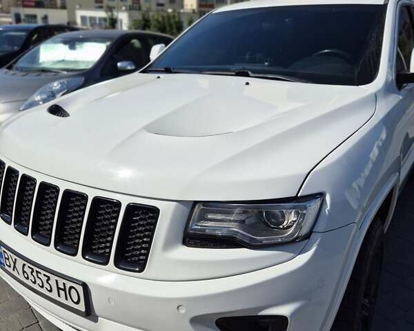 Білий Джип Grand Cherokee, об'ємом двигуна 3.6 л та пробігом 240 тис. км за 25000 $, фото 1 на Automoto.ua