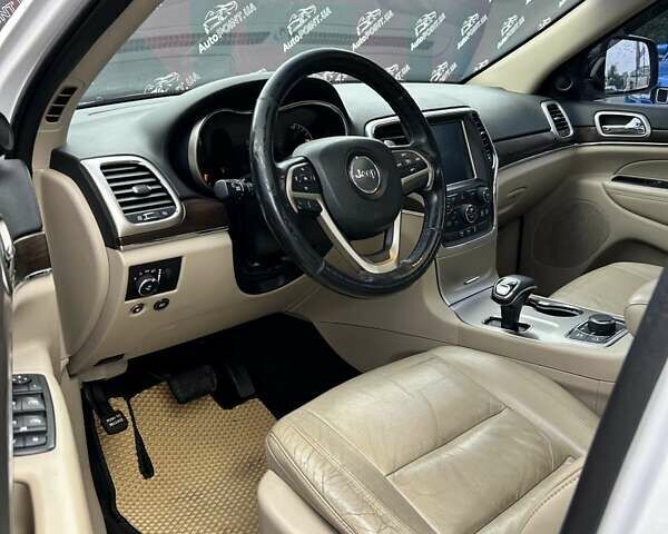 Білий Джип Grand Cherokee, об'ємом двигуна 3.6 л та пробігом 238 тис. км за 17000 $, фото 28 на Automoto.ua