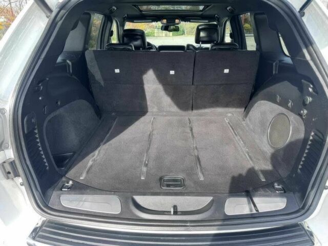 Белый Джип Гранд Чероки, объемом двигателя 3.6 л и пробегом 75 тыс. км за 16000 $, фото 13 на Automoto.ua