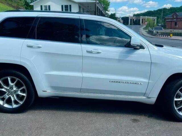 Білий Джип Grand Cherokee, об'ємом двигуна 0.36 л та пробігом 127 тис. км за 14900 $, фото 1 на Automoto.ua