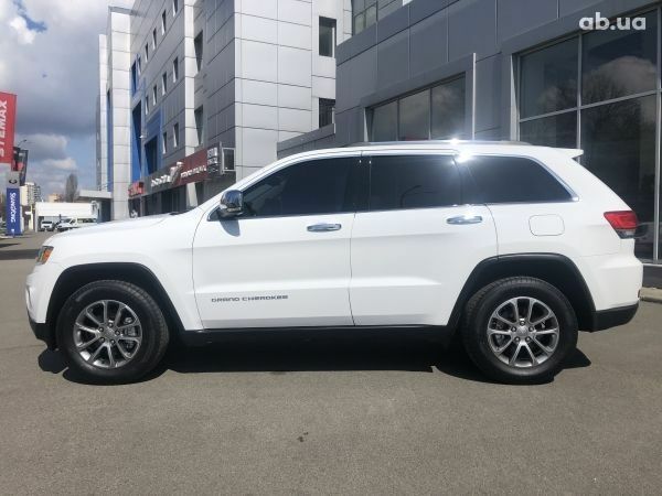 Белый Джип Гранд Чероки, объемом двигателя 3.6 л и пробегом 100 тыс. км за 23900 $, фото 4 на Automoto.ua