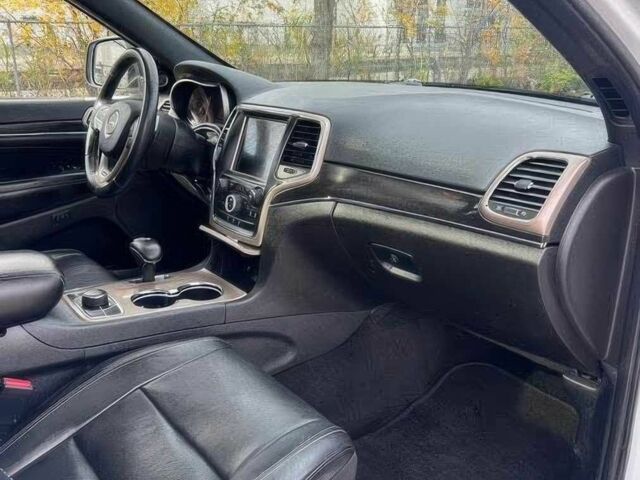 Белый Джип Гранд Чероки, объемом двигателя 3.6 л и пробегом 75 тыс. км за 16000 $, фото 8 на Automoto.ua