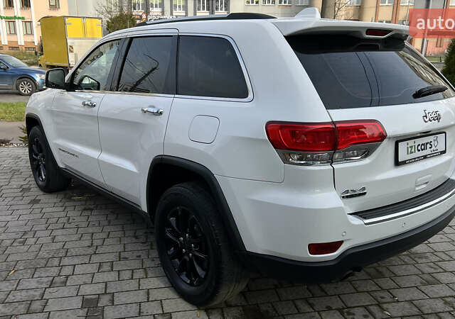 Белый Джип Гранд Чероки, объемом двигателя 2.99 л и пробегом 142 тыс. км за 25000 $, фото 3 на Automoto.ua