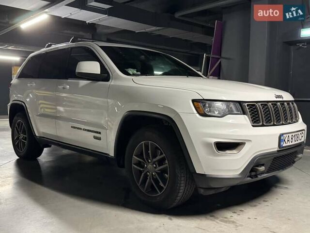 Джип Grand Cherokee 2016 у Києві на Automoto.ua Білий Джип Grand Cherokee, об'ємом двигуна 3.6 л та пробігом 246 тис. км за 20499 $, фото 7 на Automoto.ua
