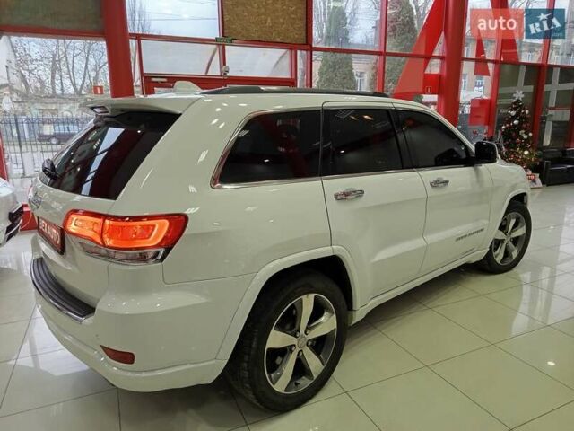 Белый Джип Гранд Чероки, объемом двигателя 3 л и пробегом 107 тыс. км за 24500 $, фото 11 на Automoto.ua