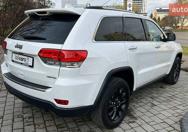 Белый Джип Гранд Чероки, объемом двигателя 2.99 л и пробегом 142 тыс. км за 25000 $, фото 5 на Automoto.ua