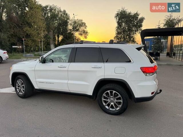 Джип Гранд Чероки 2016 в Черкассах на Automoto.ua Белый Джип Гранд Чероки, объемом двигателя 3.6 л и пробегом 164 тыс. км за 19600 $, фото 19 на Automoto.ua