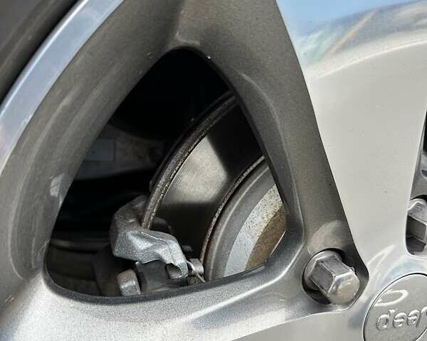 Белый Джип Гранд Чероки, объемом двигателя 3 л и пробегом 155 тыс. км за 22500 $, фото 52 на Automoto.ua