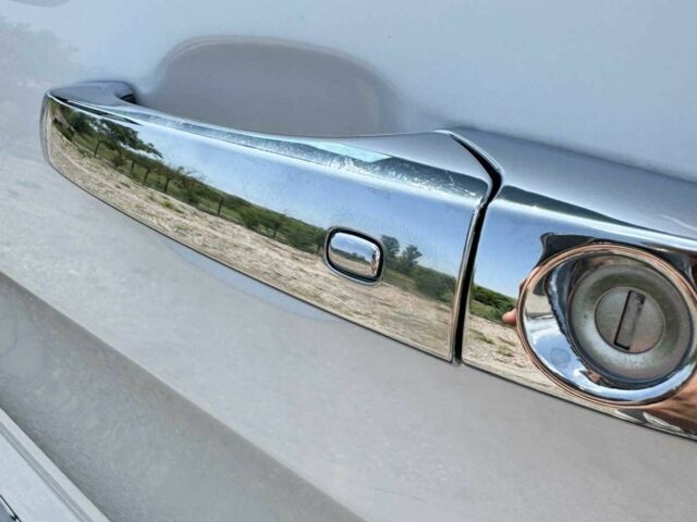 Белый Джип Гранд Чероки, объемом двигателя 3.6 л и пробегом 164 тыс. км за 20000 $, фото 10 на Automoto.ua