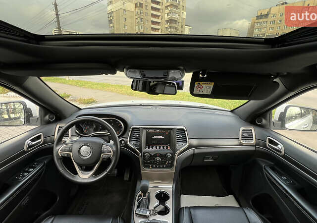 Белый Джип Гранд Чероки, объемом двигателя 2.99 л и пробегом 142 тыс. км за 25000 $, фото 41 на Automoto.ua