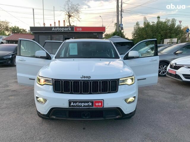 Білий Джип Grand Cherokee, об'ємом двигуна 3 л та пробігом 176 тис. км за 29440 $, фото 31 на Automoto.ua