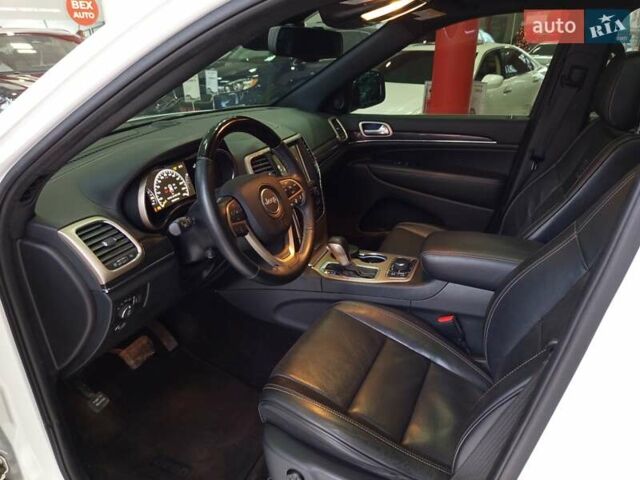 Белый Джип Гранд Чероки, объемом двигателя 3 л и пробегом 107 тыс. км за 24500 $, фото 15 на Automoto.ua