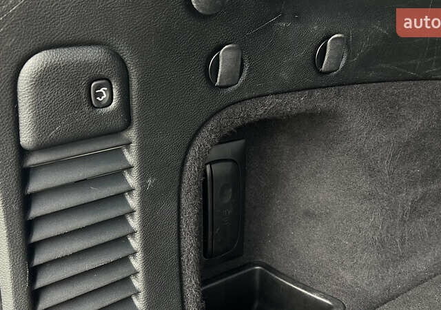 Белый Джип Гранд Чероки, объемом двигателя 2.99 л и пробегом 142 тыс. км за 25000 $, фото 45 на Automoto.ua