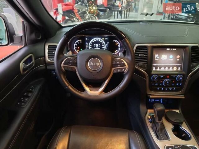 Белый Джип Гранд Чероки, объемом двигателя 3 л и пробегом 107 тыс. км за 24500 $, фото 23 на Automoto.ua