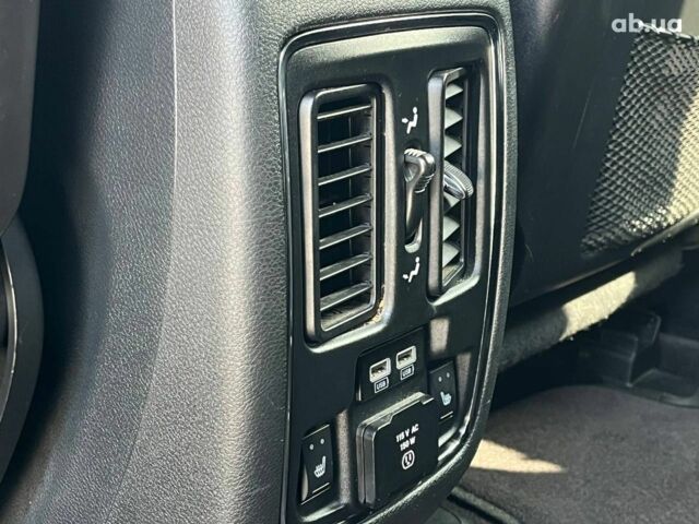 Білий Джип Grand Cherokee, об'ємом двигуна 3.6 л та пробігом 202 тис. км за 19990 $, фото 22 на Automoto.ua