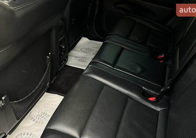 Белый Джип Гранд Чероки, объемом двигателя 2.99 л и пробегом 142 тыс. км за 25000 $, фото 36 на Automoto.ua