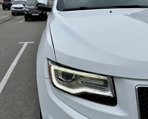 Белый Джип Гранд Чероки, объемом двигателя 3 л и пробегом 155 тыс. км за 22500 $, фото 33 на Automoto.ua