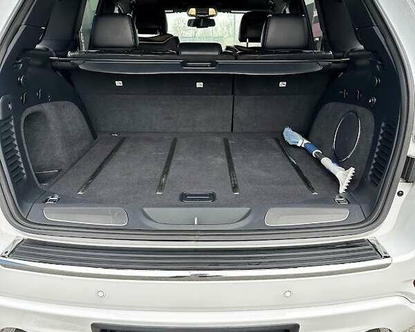 Белый Джип Гранд Чероки, объемом двигателя 3 л и пробегом 155 тыс. км за 22500 $, фото 23 на Automoto.ua