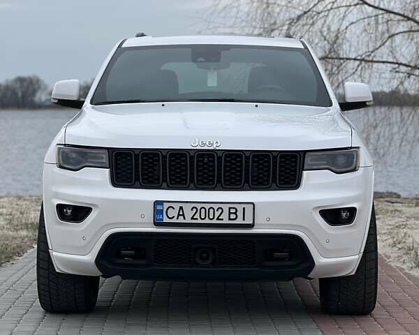 Белый Джип Гранд Чероки, объемом двигателя 3.6 л и пробегом 140 тыс. км за 28800 $, фото 6 на Automoto.ua
