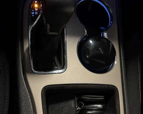 Джип Grand Cherokee 2016 у Києві на Automoto.ua Білий Джип Grand Cherokee, об'ємом двигуна 3.6 л та пробігом 246 тис. км за 20499 $, фото 27 на Automoto.ua