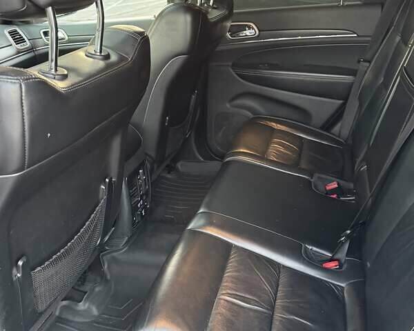 Джип Гранд Чероки 2016 в Черкассах на Automoto.ua Белый Джип Гранд Чероки, объемом двигателя 3.6 л и пробегом 164 тыс. км за 19600 $, фото 13 на Automoto.ua