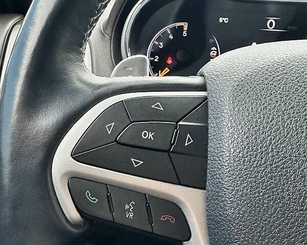 Белый Джип Гранд Чероки, объемом двигателя 3 л и пробегом 155 тыс. км за 22500 $, фото 9 на Automoto.ua