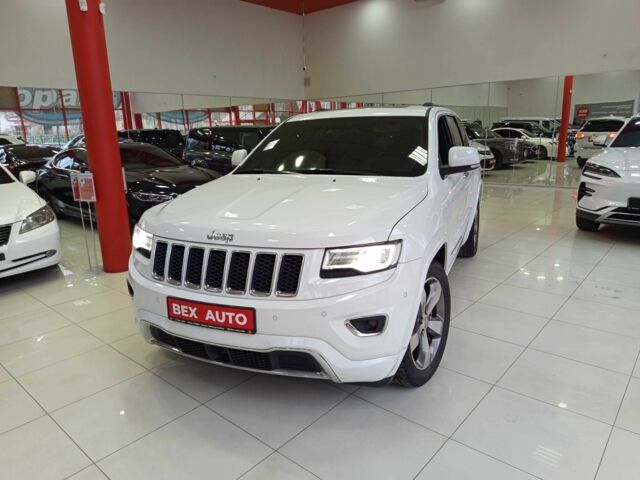 Білий Джип Grand Cherokee, об'ємом двигуна 3 л та пробігом 107 тис. км за 24500 $, фото 3 на Automoto.ua