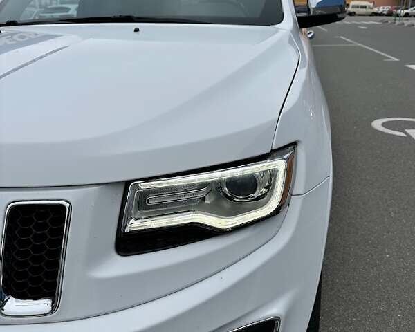 Белый Джип Гранд Чероки, объемом двигателя 3 л и пробегом 155 тыс. км за 22500 $, фото 34 на Automoto.ua