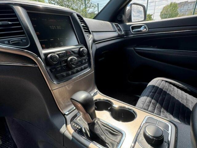 Белый Джип Гранд Чероки, объемом двигателя 3.6 л и пробегом 164 тыс. км за 20000 $, фото 21 на Automoto.ua