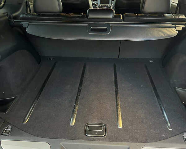 Джип Гранд Чероки 2016 в Львове на Automoto.ua Белый Джип Гранд Чероки, объемом двигателя 3.61 л и пробегом 50 тыс. км за 23800 $, фото 17 на Automoto.ua